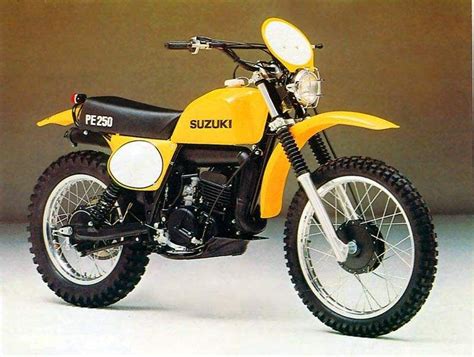 Suzuki PE 250 | Enduro motorcycle, Suzuki bikes, Suzuki dirt bikes