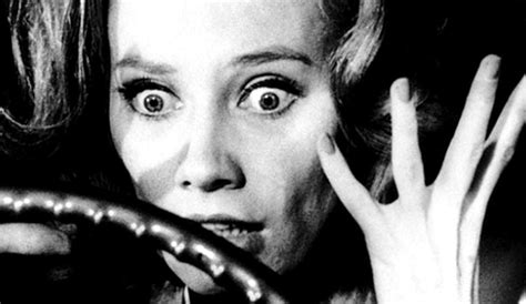 10 Classic Horror Movies Everyone Should See At Least Once | Thought ...