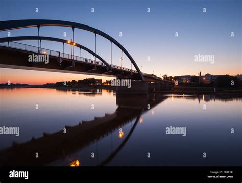 Oder Bridge (Oderbruecke) at dawn, Frankfurt (Oder), Germany Stock ...