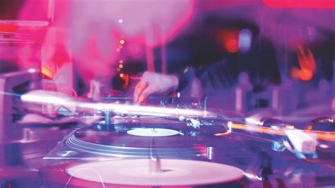 Best DJ turntables: Top decks for vinyl DJs | MusicRadar