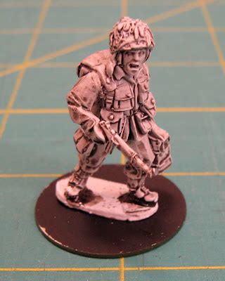 Kevin's Miniatures & Hobby Table: Painting 28mm WWII US Paratroopers