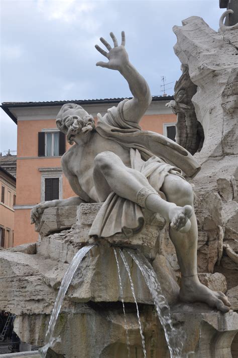 Fountains of the four rivers - Travel Through Italy