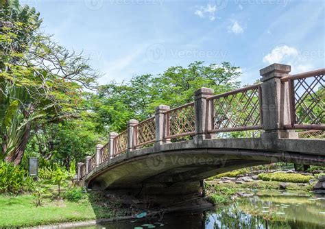 Old arch bridge 7960789 Stock Photo at Vecteezy