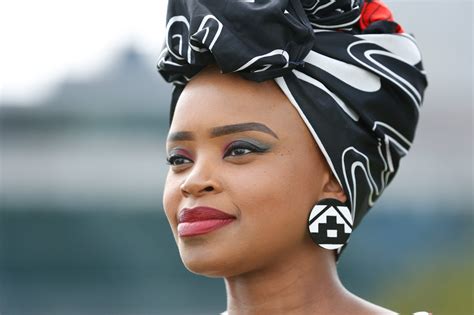 Nelson Mandela’s Granddaughter Zoleka Mandela Dies Of Cancer At 43 ...