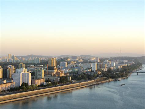 File:North Korea-Pyongyang-01.jpg