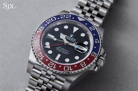 Up Close with the Rolex GMT-Master II “Pepsi” on Jubilee Bracelet | SJX ...