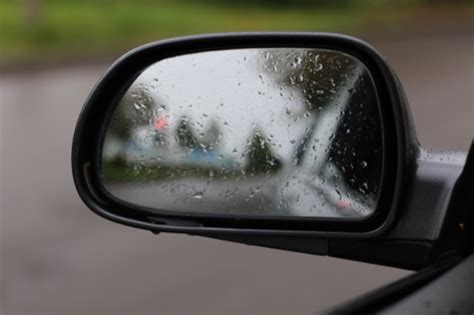 Side View Mirror Adjustment - Ohio Car Accident Lawyers