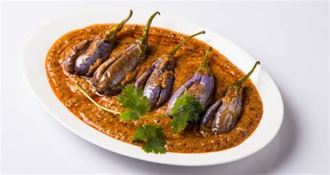 Bagara Baingan Recipe by Niru Gupta - NDTV Food