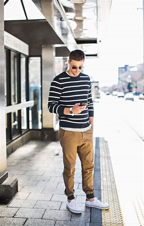 33 Best Men’s Outfits with Vans with Styling Tips