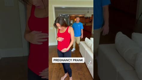 Funny pregnancy prank - YouTube