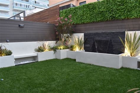 JARDÍN MODERNO de Arquitectura Vegetal SL | homify Backyard Garden ...