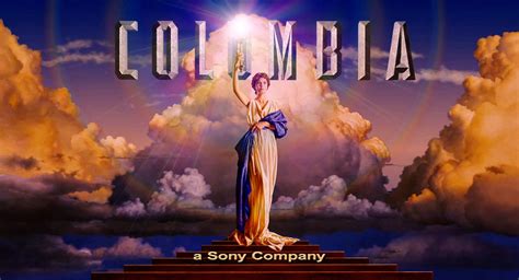 The Photo Behind the Iconic Columbia Pictures 'Torch Lady' Logo | PetaPixel