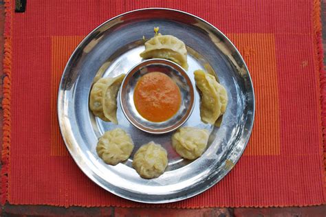 KathmanDoings: Nepali cooking 101: Momo