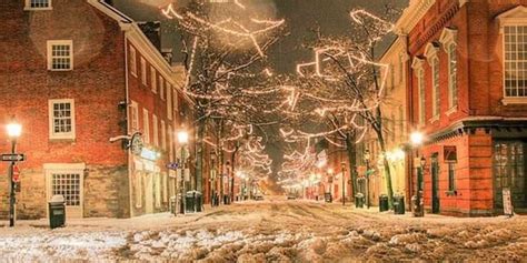 U.S. Christmas Towns | Alexandria virginia, Old town alexandria ...