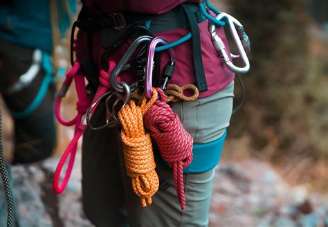 The 9 Best Climbing Ropes (2024 Buying Guide)