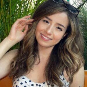 Pokimane | Workout Routine and Diet Plan | Height, Weight