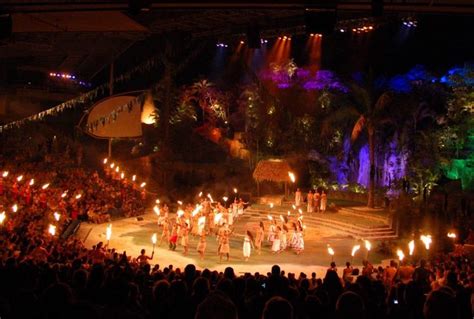 Top 4 Reasons to Book One of Our Polynesian Cultural Center Packages