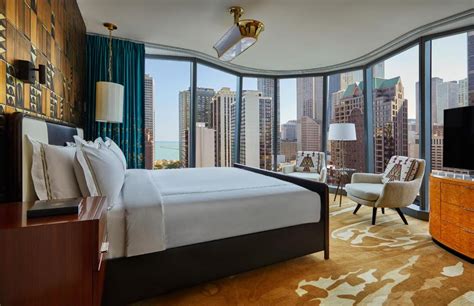 Viceroy Chicago Suite