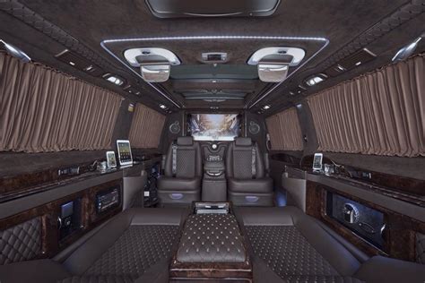 Mercedes-Benz Viano Fitted With Luxurious Custom Interior - GTspirit