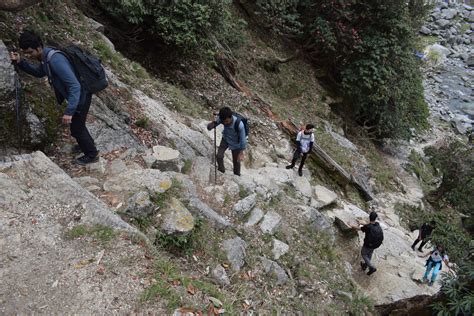 Kareri Lake Trek, Mcleodganj | Book @ ₹1500 [2 Days/1 Night]