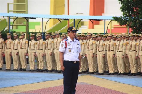 STIP’s Principal Leads the Position of STIP Corps Regiment Cadets ...