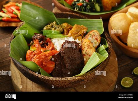 Nasi Padang Rendang. Popular Padang meal of rice with Beef Rendang ...