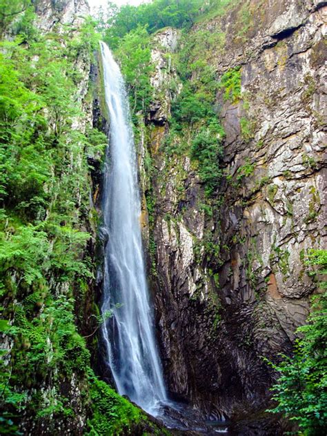 Samothaki: Walk in the famous valley of 20 waterfalls - Holiday News