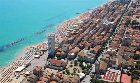 The Beaches of Porto Recanati | Riviera del conero