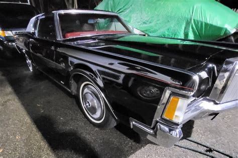 1971 Lincoln Continental Mark III Photo 05 | Barn Finds