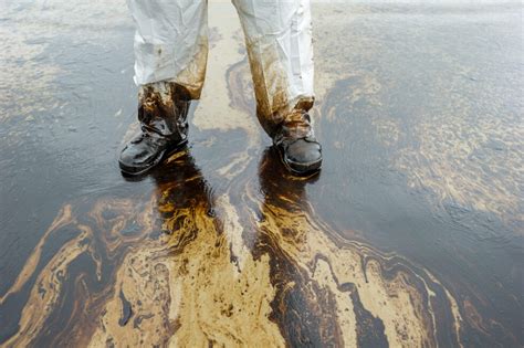 Oil Spill Lawsuits: A Complete Guide