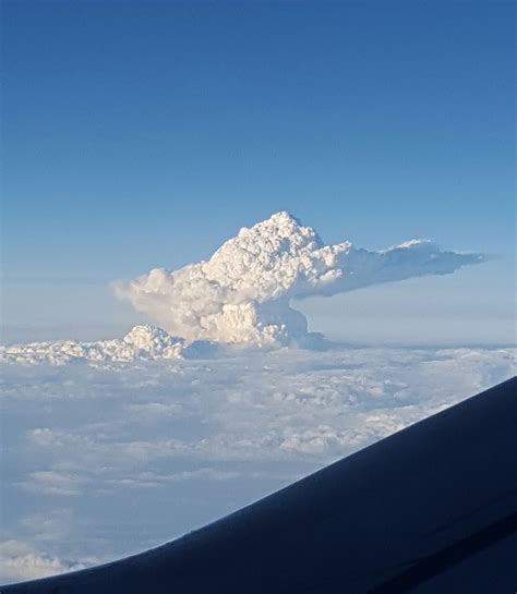 Pyrocumulus Cloud from the California 'Rough' Wildfire | HuffPost