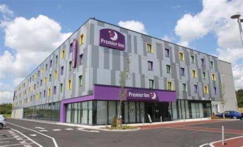 Stansted Airport Hotels: Parking Included | From £79/ week