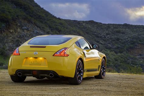 Nissan 370Z Coupe Heritage Edition revealed for NY 2018 Nissan 370Z ...