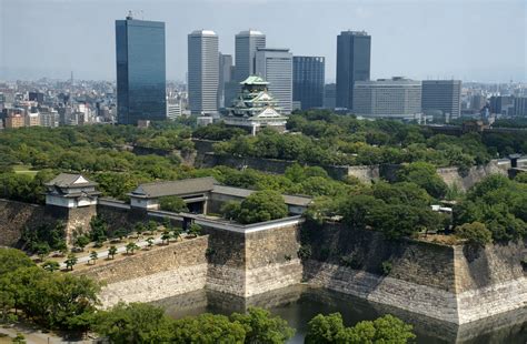 File:Osaka Castle 02bs3200.jpg - Wikipedia