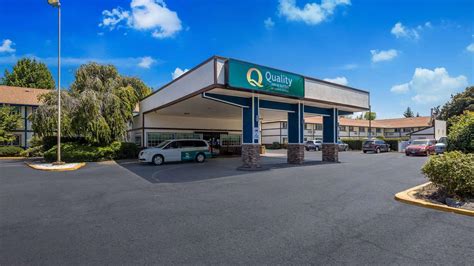 Quality Inn and Suites Medford Airport, Medford | HotelsCombined