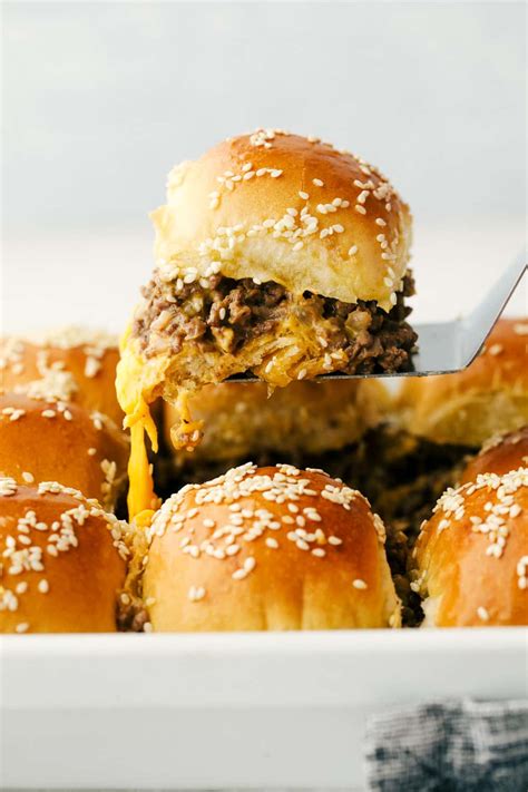 Cheeseburger Sliders - Yummy Recipe