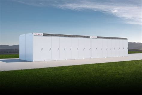 Apple is building a mega battery for Tesla-style solar power storage ...