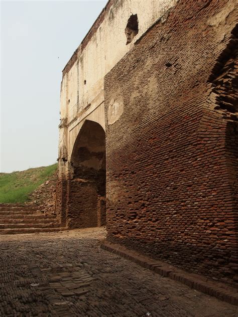 Qila Sheikhupura (Sheikhupura fort) @ Pakistan | Guilhem Vellut | Flickr