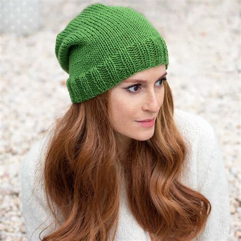 Beginner Flat Knit Hat Knitting Pattern