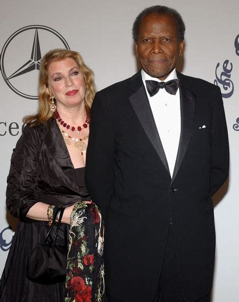 Sir Sidney Poitier Age, Height, Net Worth, Daughter 2024 - World-Celebs.com