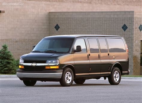 CHEVROLET Express specs - 2002, 2003, 2004, 2005, 2006, 2007 ...