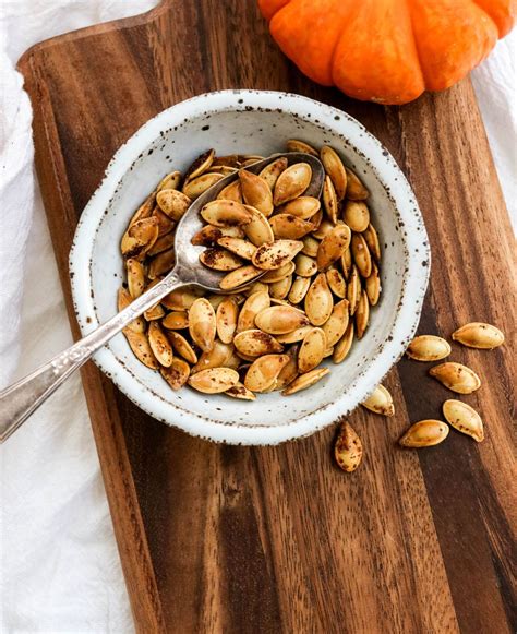 Roasted Pumpkin Seeds (Perfectly Crispy!) - Detoxinista