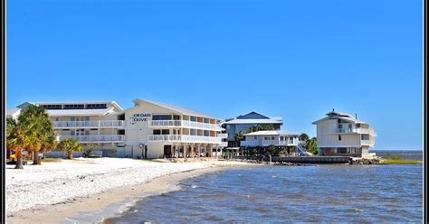 Cedar Key (Florida) Photos: Cedar Key Beach & Cedar Cove Resort