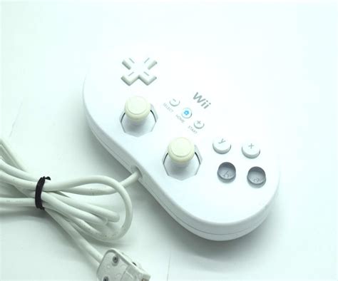 Official Original Nintendo Wii & Wii U Classic White Wired Controller ...