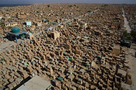 Wadi-us-Salaam in Najaf (largest cemetery in the world) | Pakistan Defence