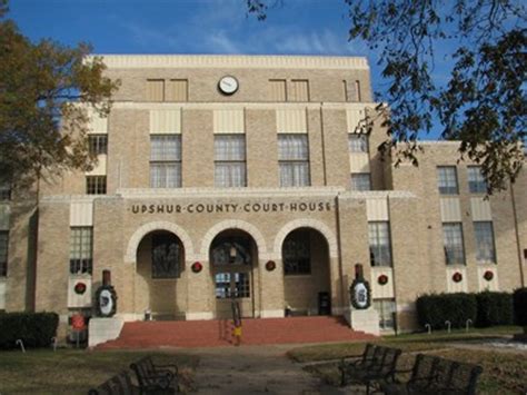 Upshur County Courthouse - Gilmer, Texas - Courthouses on Waymarking.com