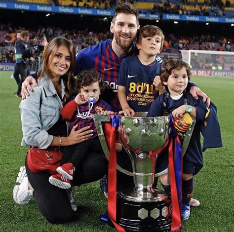 Messi Seals Another La Liga Title For Barcelona Celebrates With His Kids