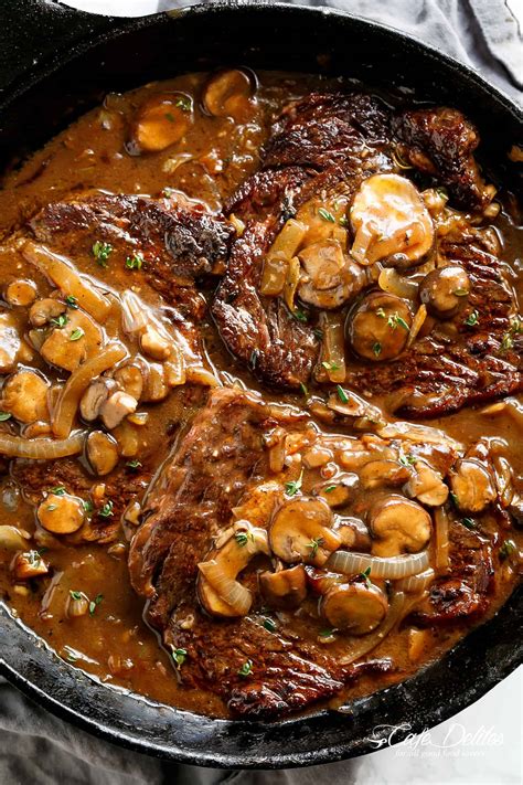 Steaks With Mushroom Gravy - Cafe Delites