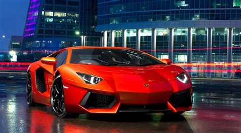 View Amazing Car Wallpaper 4K Pictures