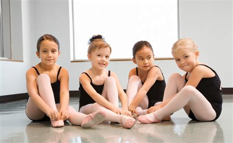 Beginner Dance and Gymnastic Classes on the Main Line